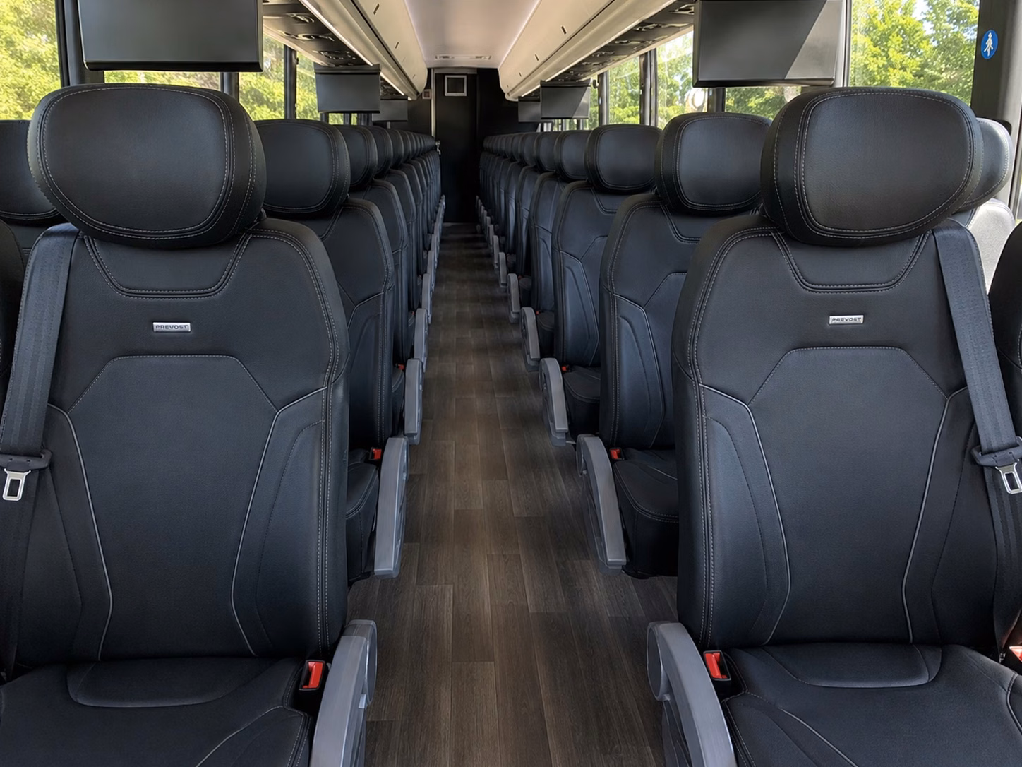 moving your bridal party from getting ready suites to the ceremony venue
