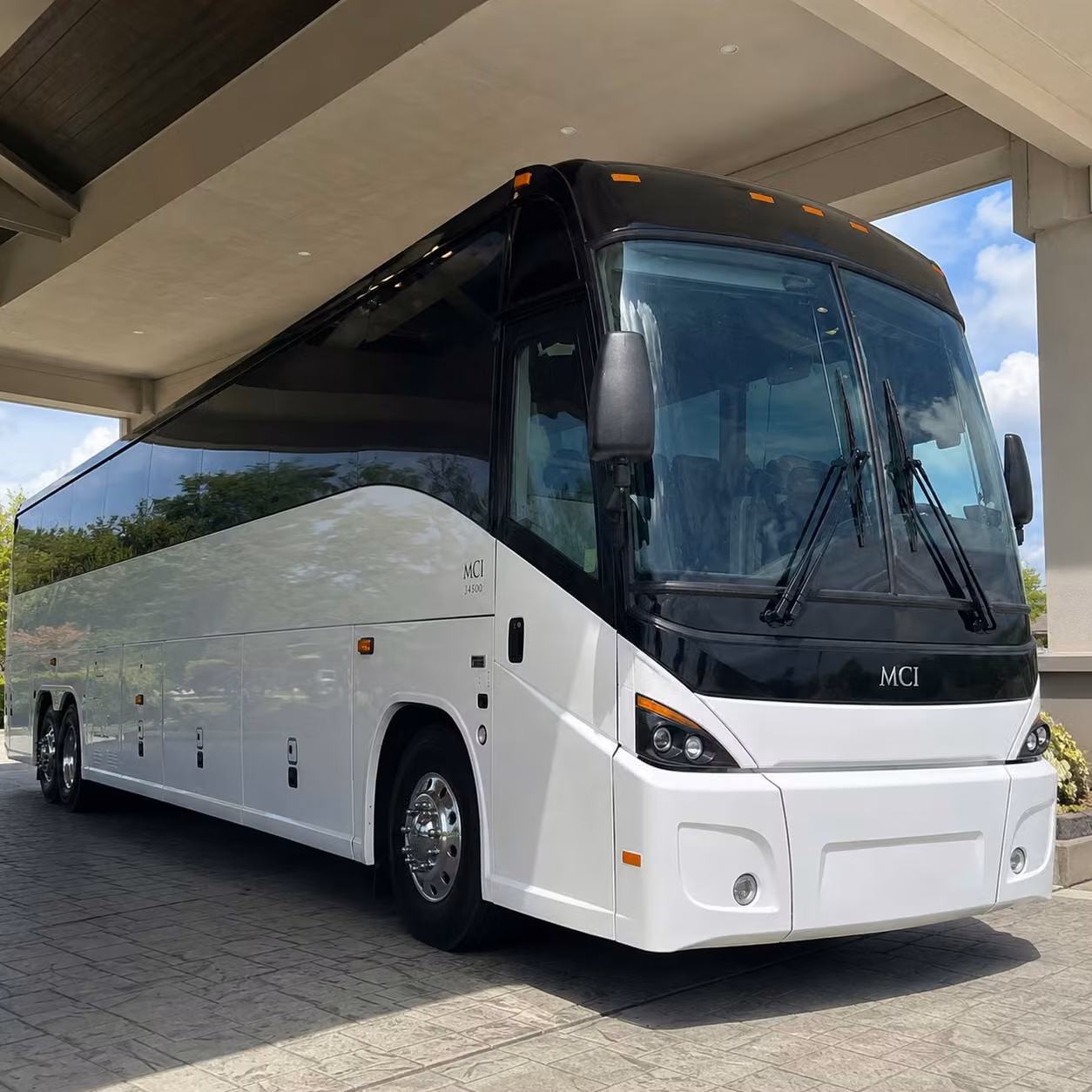 shuttle your asheville workforce between remote parking and the office without the headache