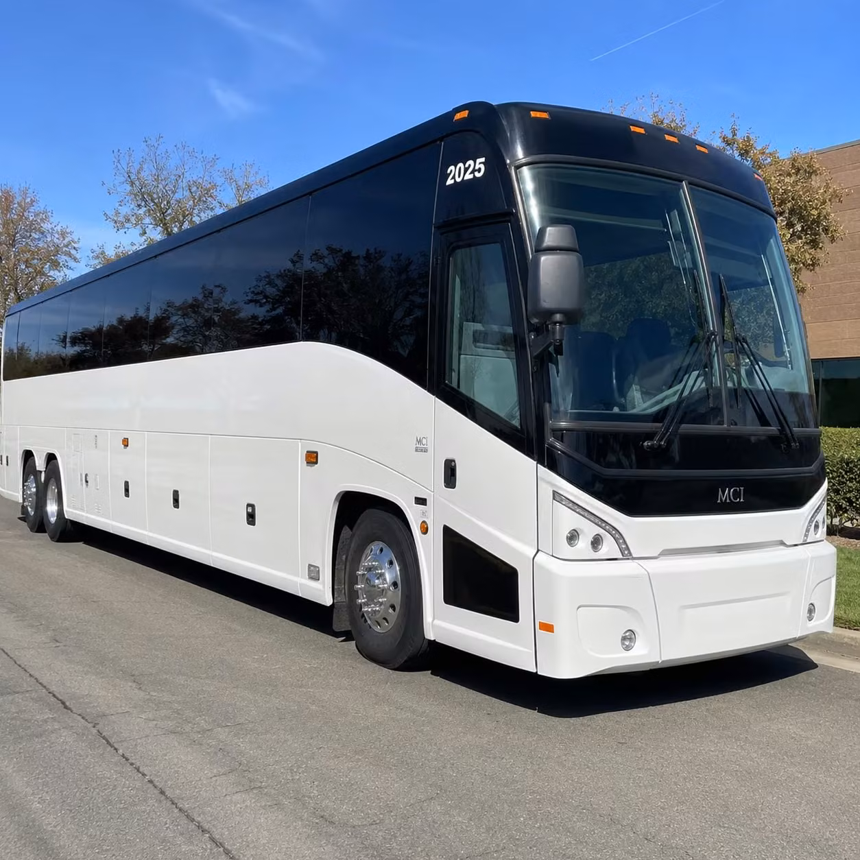 we help you compare asheville concert shuttles for corporate groups and large events
